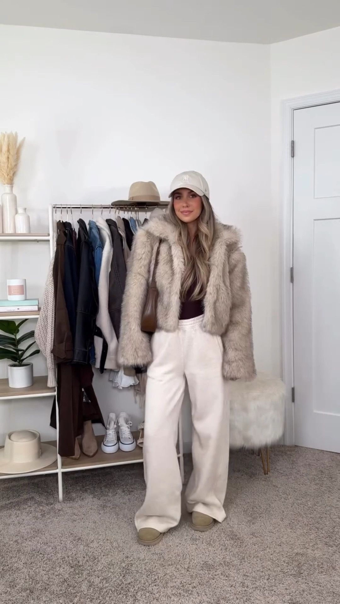 Casual Winter Outfit ☕️❄️🫎 comfy cozy but make it chic! Truly my ideal combo for an easy ootd that I still feel put together in! A faux fur coat is always the perfect layer too, imo! 

Comment OOTD to get all of the details from my winter outfit sent over to you directly & make sure to save this for later next time you’re in need of a little outfit inspo!

https://liketk.it/5ERiM #casualstyle #casualoutfit #winteroutfitideas #winterfashion #winterootd