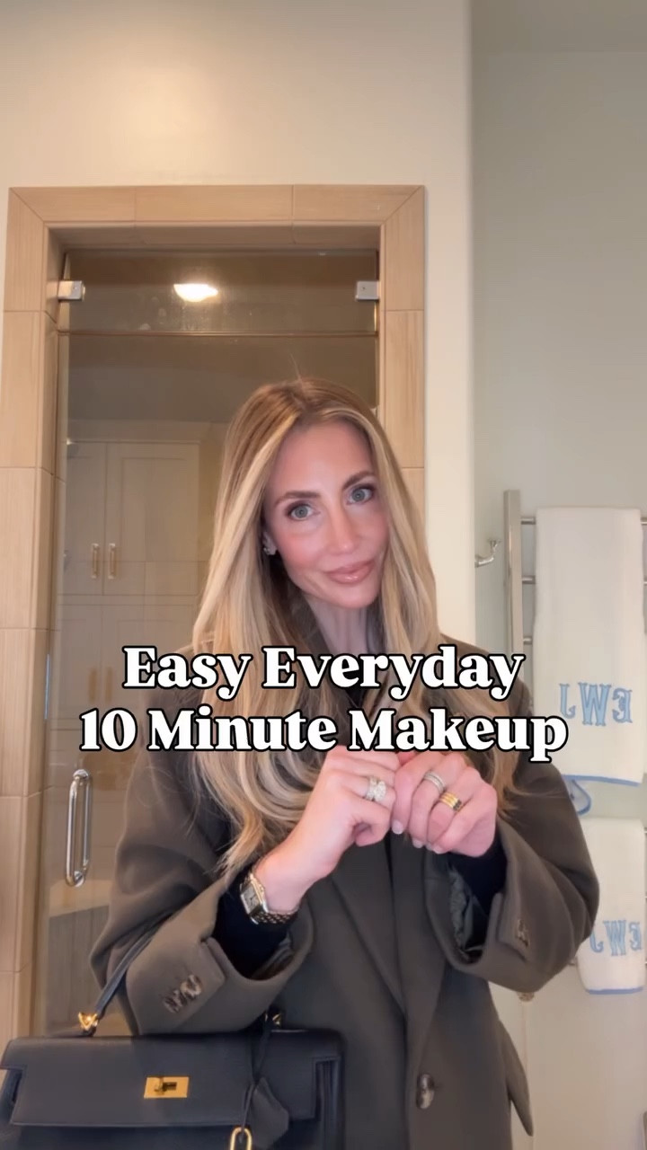 Em’s easy 10 minute makeup!! 
foundation- tawny under eye brightener - fair light concealer - shade 5 medium bronzer - 2 or 3 brow pencil - ash brown highlight pencil - camille/sand blush - perfect pink glow palette - 00 universal finishing powder - fair medium white lip liner - wherever walnut lipstick - daisy girl gloss - forget the filler

(FB)