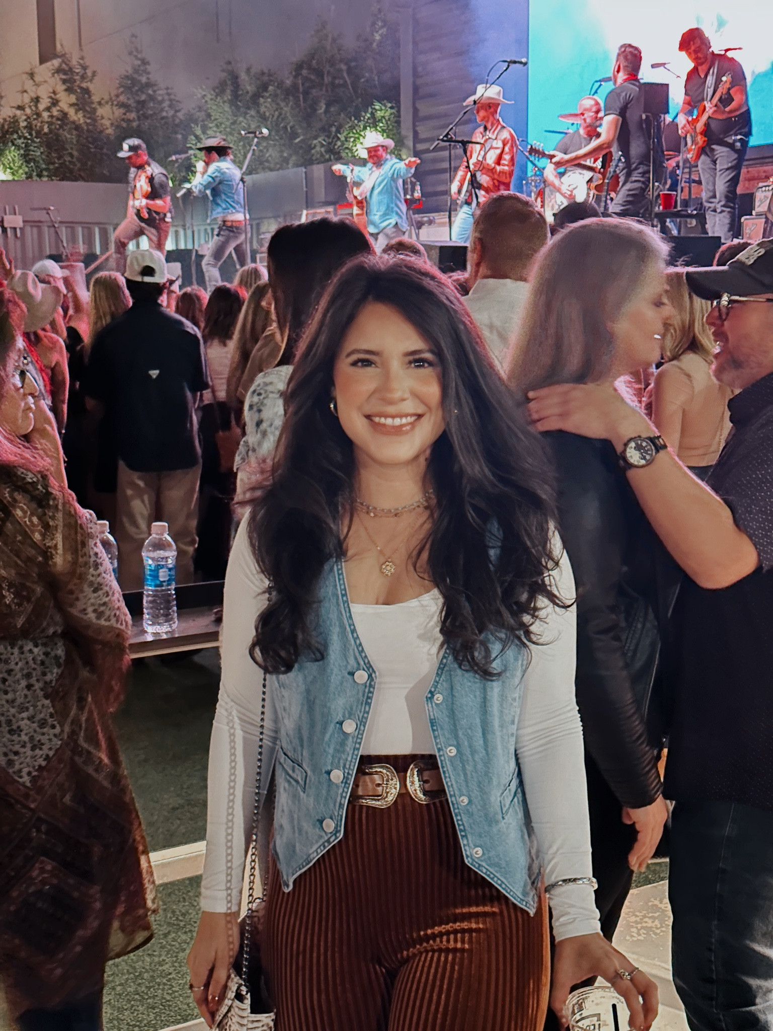 Country Concert Fit! 🤠


#LTKstyletip #LTKbeauty #LTKfindsunder50