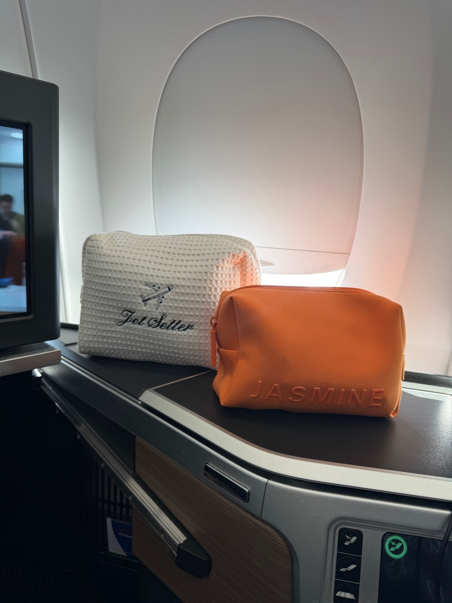 Travel pouches for in flight essentials ✈️

#LTKgrwm #LTKselfcare #LTKTravel