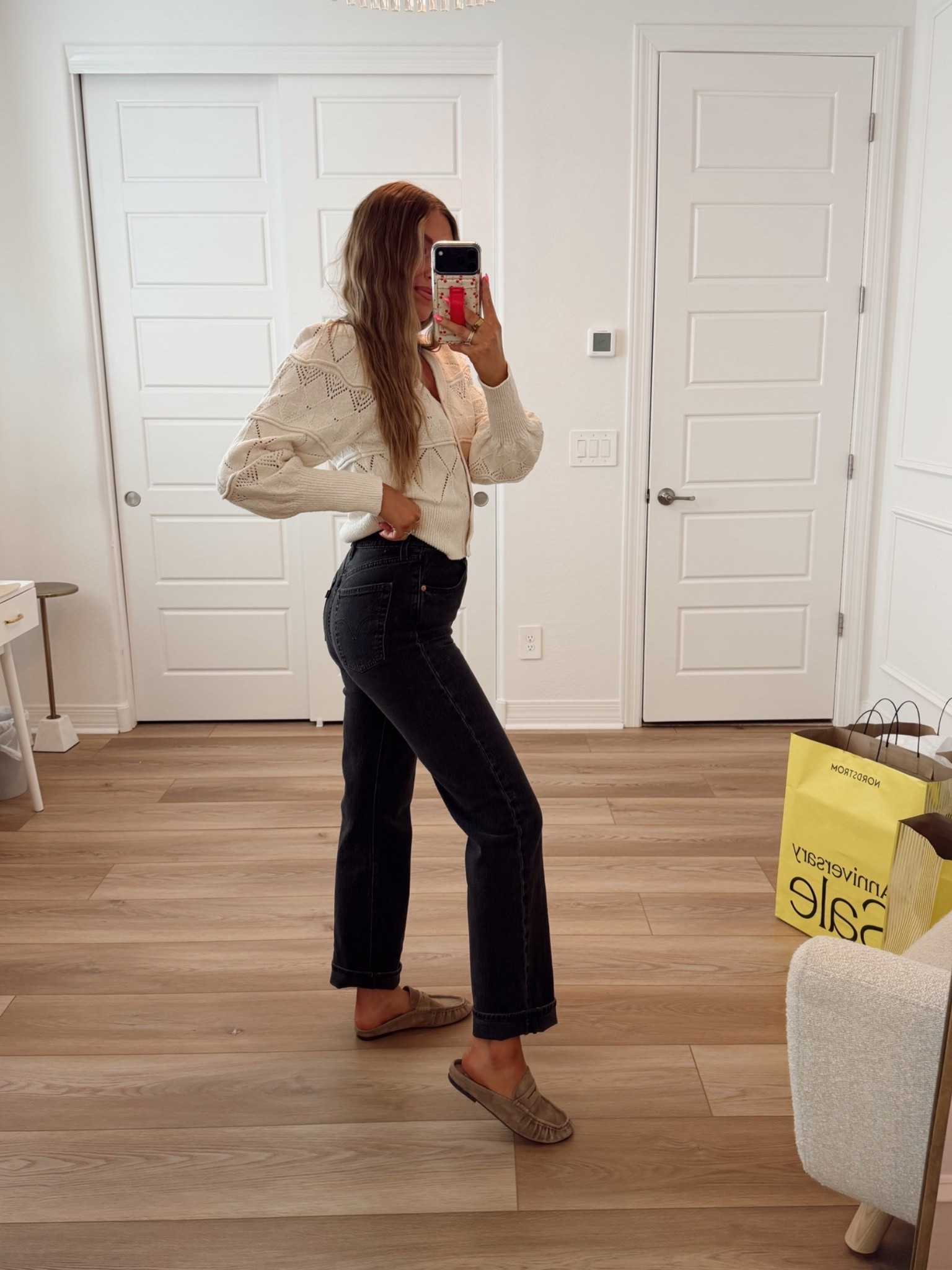Love these @levi jeans from the #NSale! I’m wearing a 27
