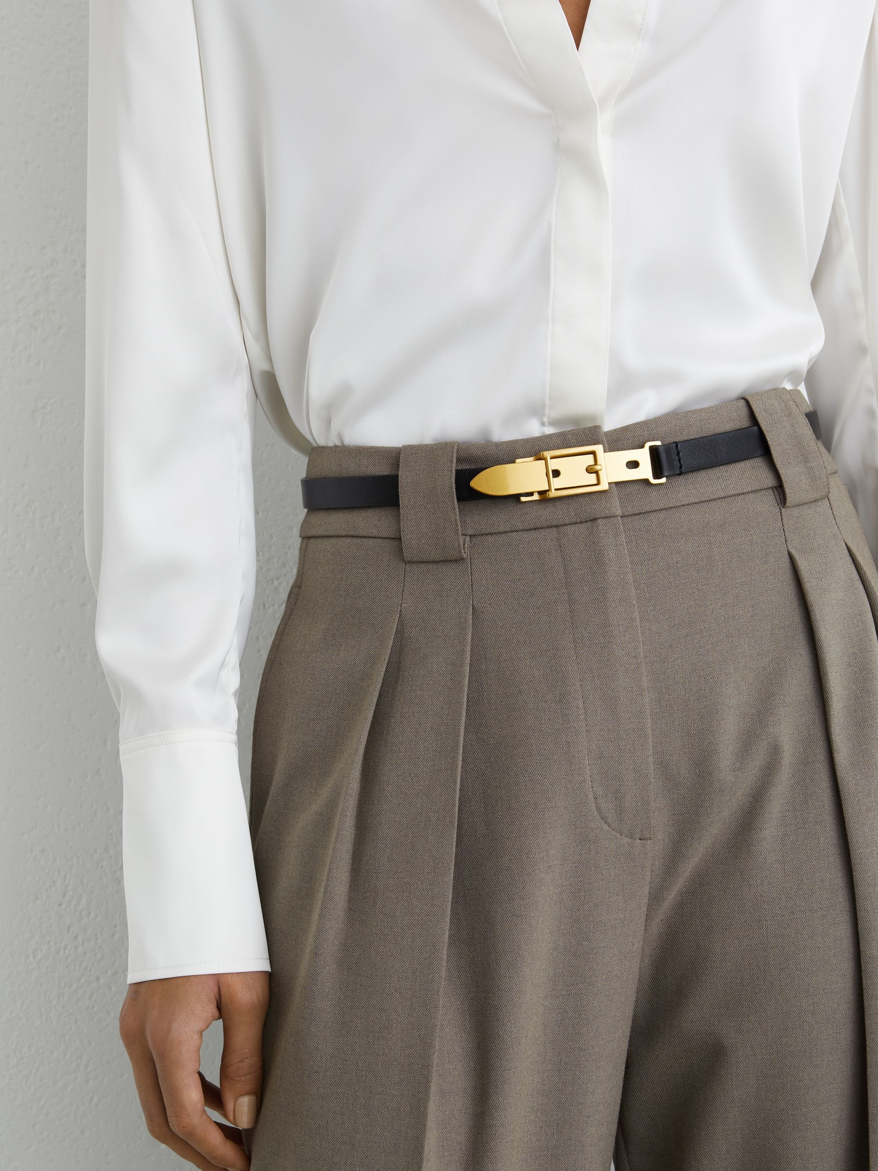 Reiss Leather Buckle-Hardware Belt in Black - REISS | Reiss UK