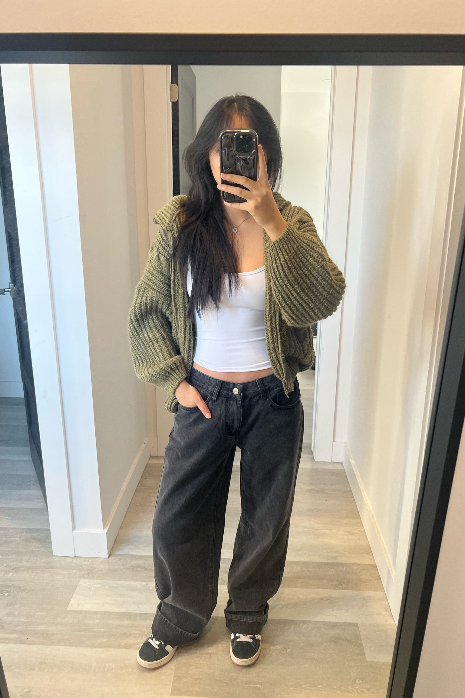 tank: tank air
sweater: lewkin ( they don’t sell this color anymore )
jeans: white fox