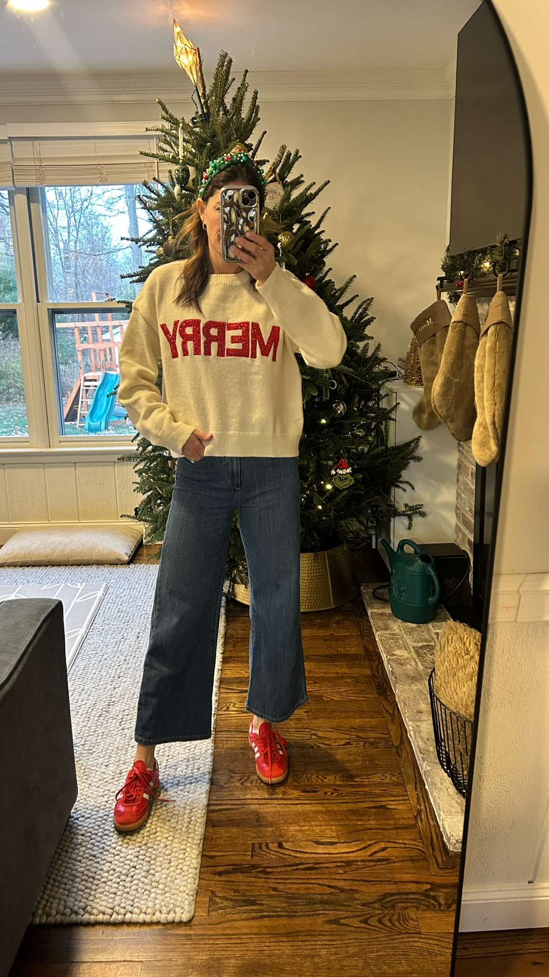 GRWM: Easy Holiday outfit! #holidayoutfit

#LTKgrwm #LTKootd #LTKHoliday