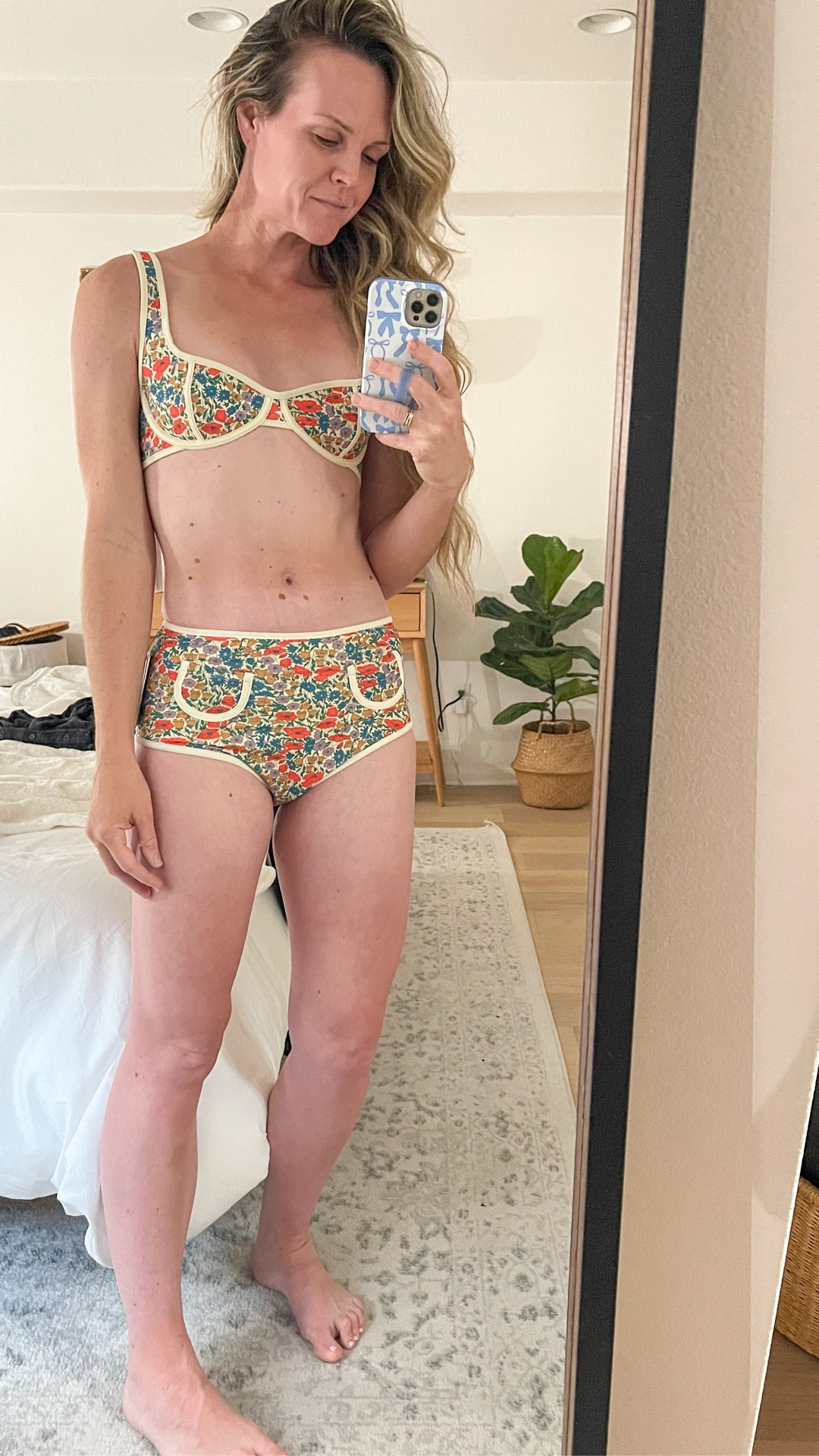Saw this bathing suit on @juliaberolzheimer and it’s worth the hype! It’s so well-made and cut so flattering on the body. I’m wearing a small top and medium bottoms. 

#LTKSeasonal
