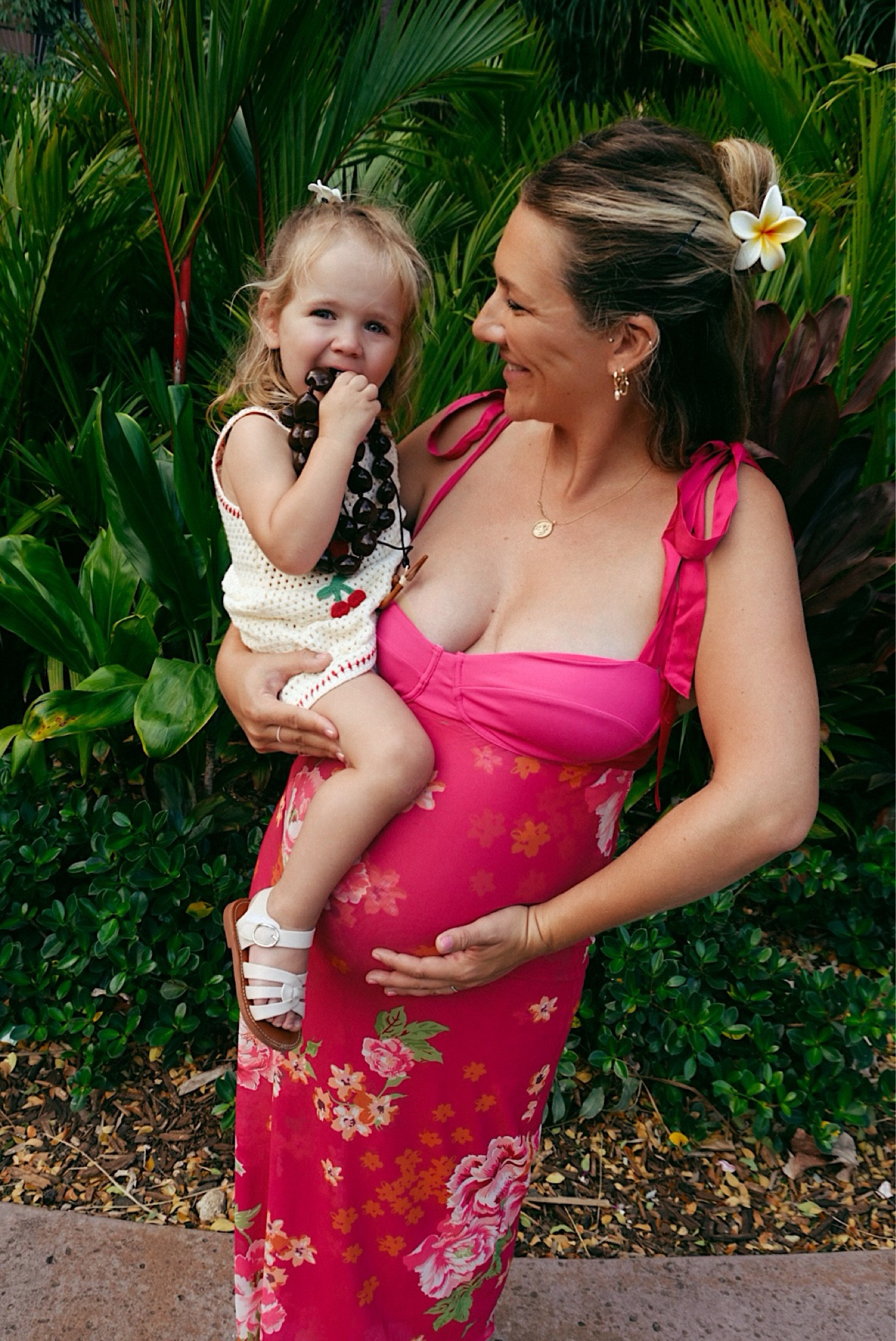 The cutest dress 

#LTKTravel #LTKmomlife #LTKBump