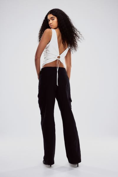 Twill cargo trousers - Black - Ladies | H&M GB | H&M (UK, MY, IN, SG, PH, TW, HK)