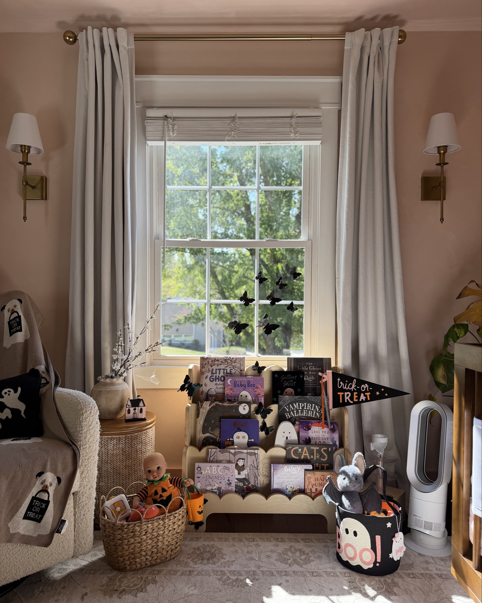 The kids bookshelves and their spooky rooms! 😍👻🎃🦇 They both looove all of the Halloween decor 🥹 love being their mama!!! 

Toddler bookshelf, Amazon shelves, wooden bookshelf, scalloped bookshelf 

#LTKHome #LTKSeasonal #LTKHalloween