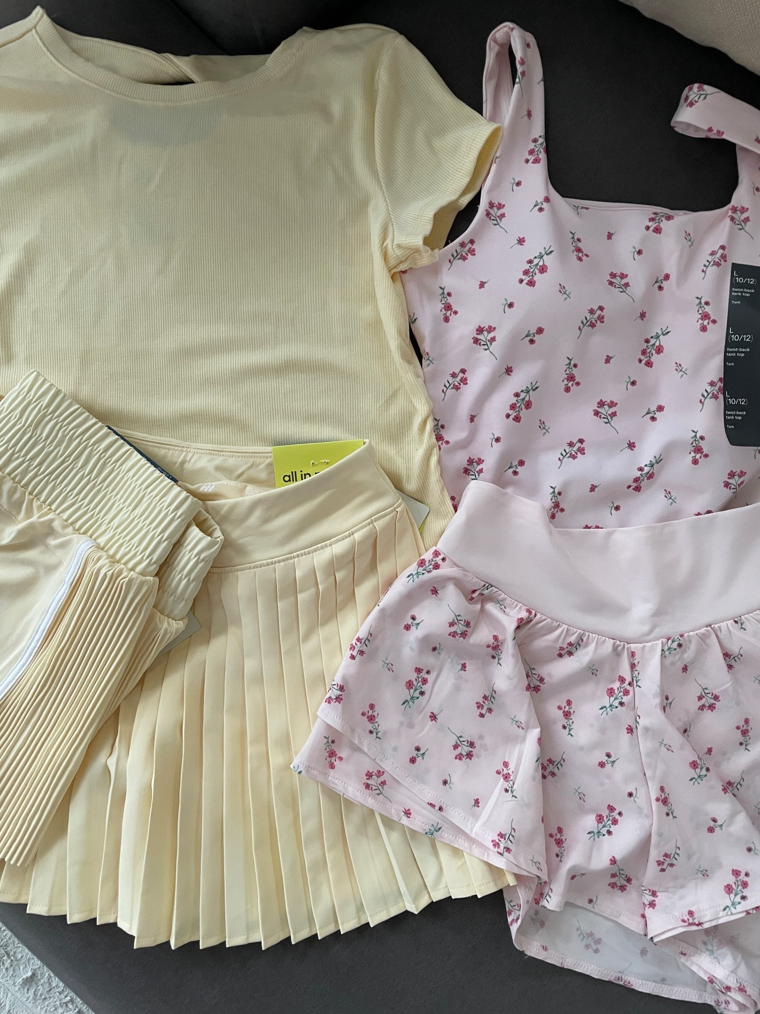 @Target Girls active sets are SO CUTE! 


#LTKKids