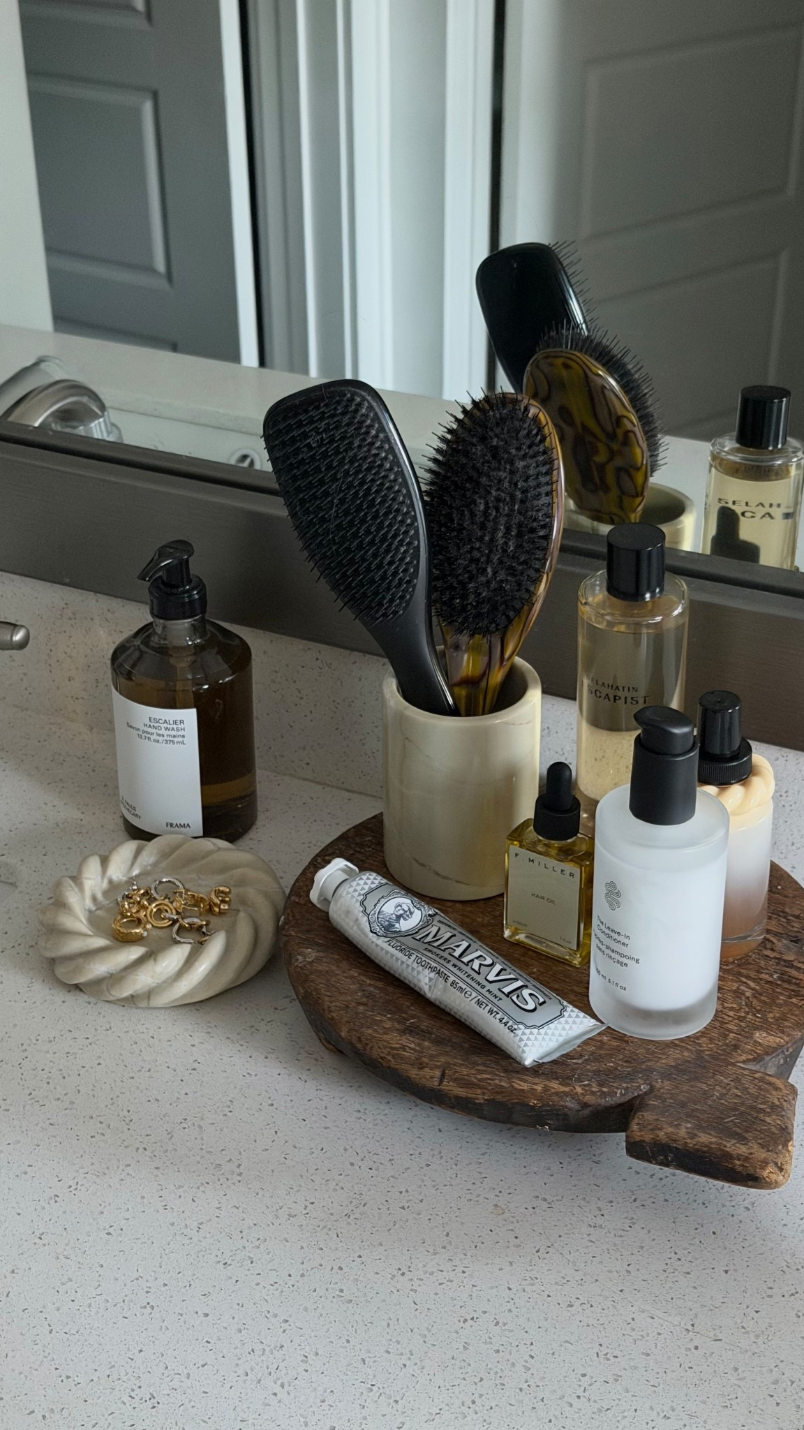 bathroom counter 

#LTKHome