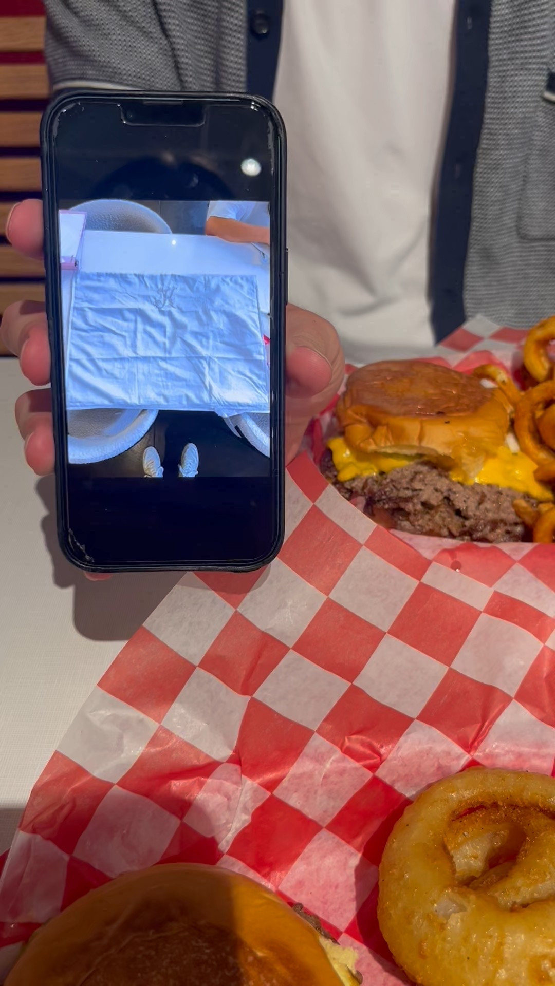 Our dinner recaps consist of showing each other cute pictures we took of Peaches 🐾 or the stunning monograms we stitched on Boll&Branch bedding that day💤  (don’t forget Code OLIVIAG saves you 15%)


#LTKStyleTip #LTKHome #LTKFamily