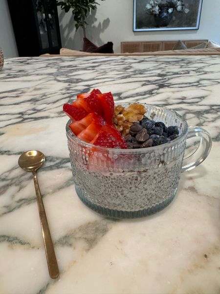 New breakfast lidded bar perfect for overnight oats or chia pudding. Comes in a set of 4 and is the ideal serving size 

#LTKHome