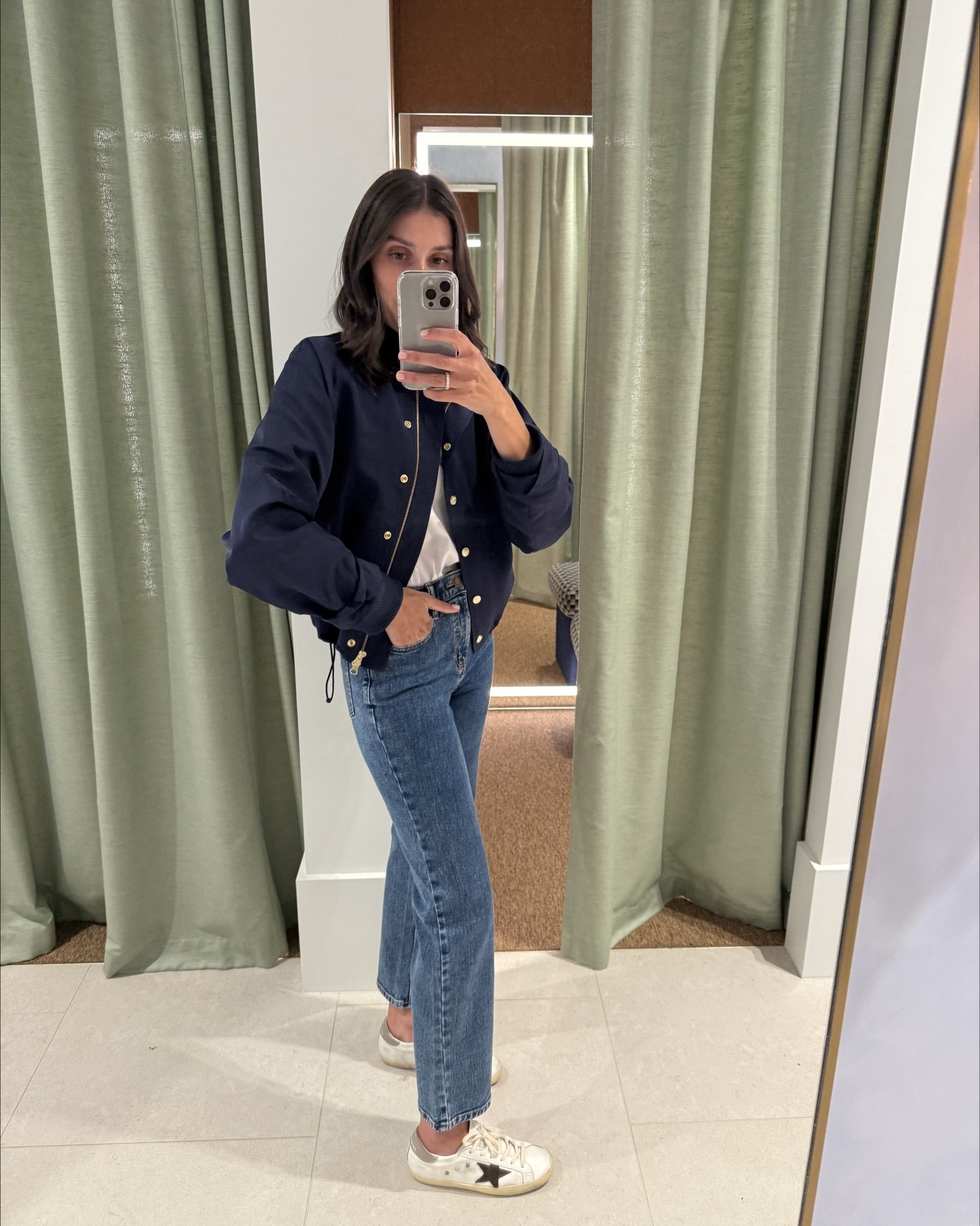 The Tia Windcheater is the ultimate throw-on-and-go layer for Spring 🤍 

With its stand-up collar, button fastening, and easy hip-length cut, it’s the piece I’m reaching for on breezy spring days. 

Perfect over denim and a classic white tee for a casual but polished look. Add sneakers for that effortless cool. 

#LTKaustralia #LTKspring #LTKstyletip