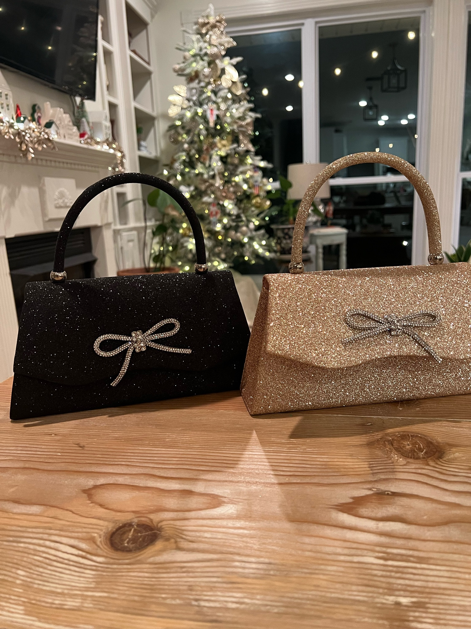 The perfect party purse! 

#LTKStyleTip #LTKHoliday #LTKParties