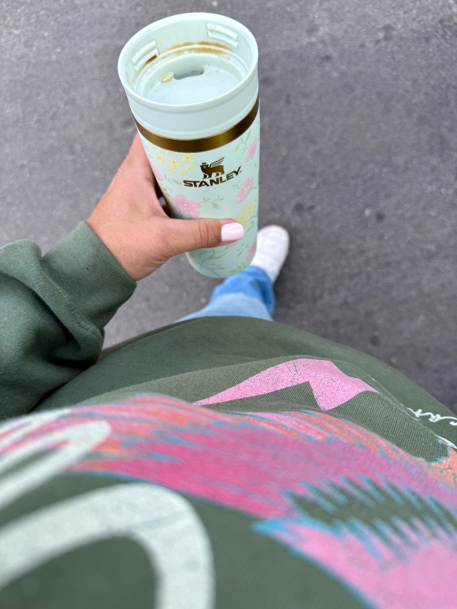 Running errands with a baby + preschool pickup… the glamorous life I lead 💁🏼‍♀️✨
At least my coffee stays hot and doesn’t spill 🙌🏼

This Stanley Café-To-Go Travel Mug in Spring Blossoms is so pretty in person 🌸 leakproof, cupholder-friendly, and easy one-handed sipping for busy mom life

Such a cute Easter gift or little spring refresh 💐

@stanley1913_brand #ad #stanley1913partner

Stanley Quencher Stanley tumbler Stanley cup Stanley 40 oz Stanley 30 oz FlowState tumbler Stanley Spring Blossoms Stanley Easter cup insulated tumbler leakproof coffee tumbler mom life essentials car cupholder compatible floral tumbler Easter gift idea trendy water bottle reusable tumbler