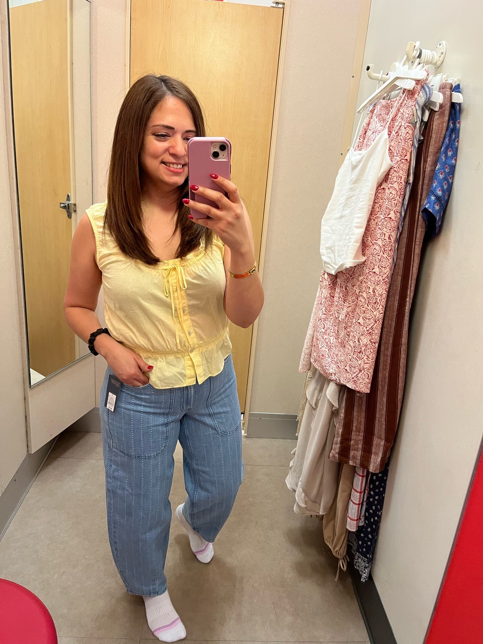 Target try on 

Yellow top love the fit the fit and style size small 
Ok these barrel jeans are so good I would stick to your true size wearing a size 4 would do a size 6

#LTKSaleAlert #LTKPetite