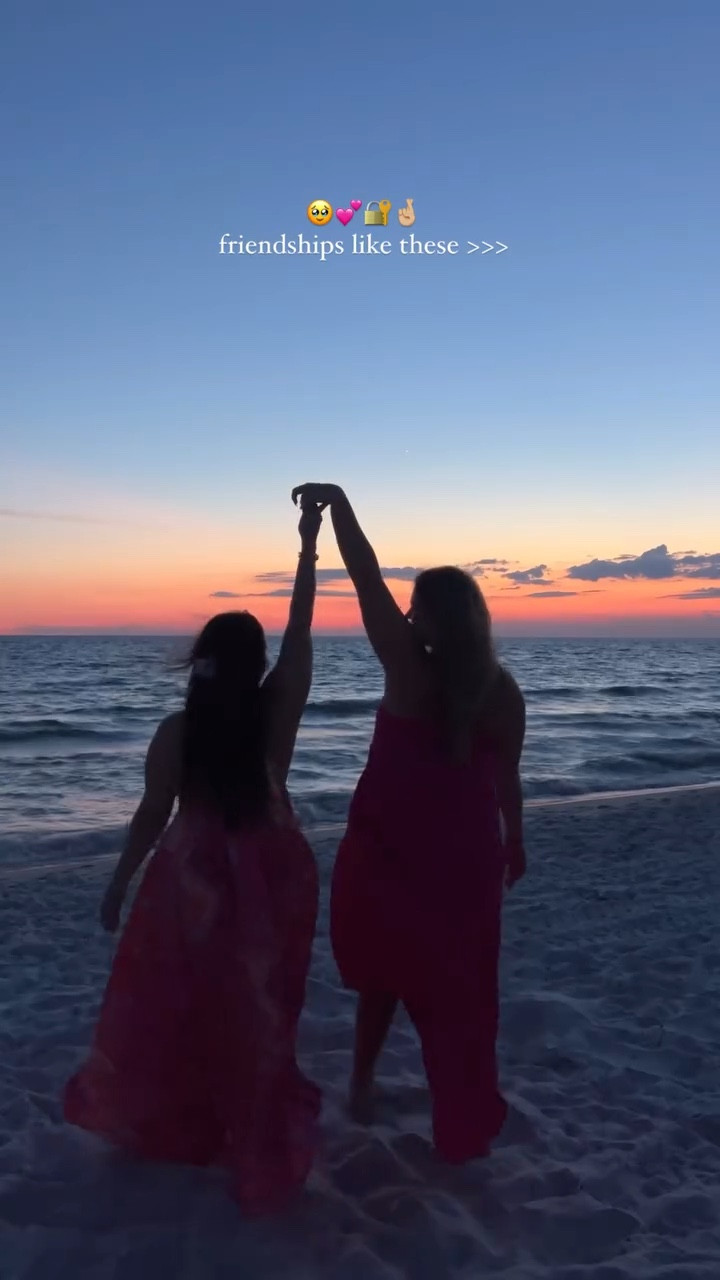 I know a sunset hate to see us comin 🥲🌊💕🫶🏼🌴