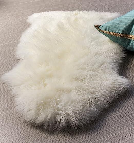 Super Area Rugs Luxury New Zealand Shearling 2x3 Sheepskin Rug, Single Pelt, Natural | Amazon (US)