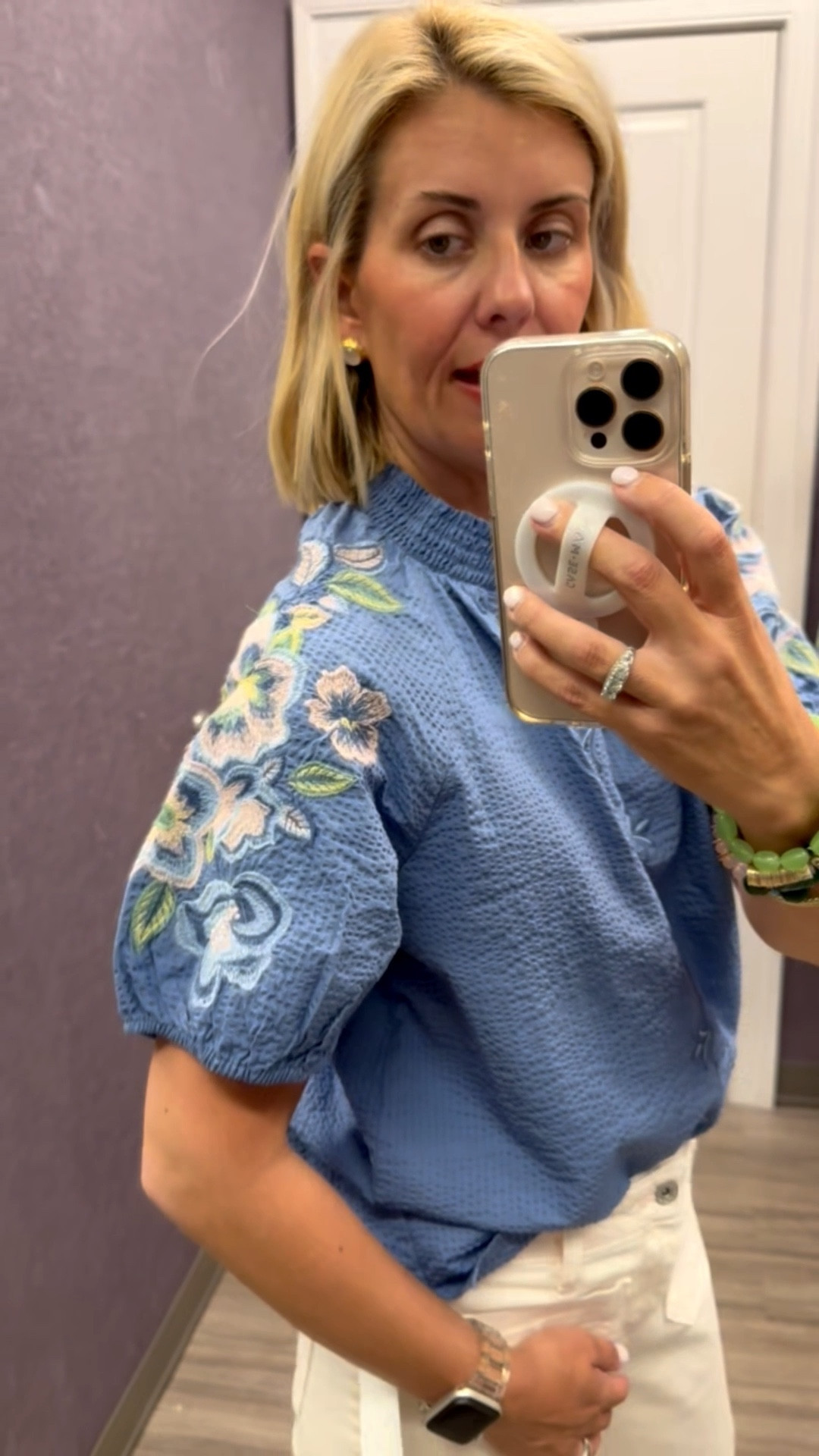 The details on this top are gorgeous! The embroidery on the sleeve is so good. I’m wearing a small but need xs. 
Denim - 26 but going to size down to 25

*Use my code Catherine20 on A+B
*Use my code Mixandmatchmadness on Loopy



#LTKOver40 #LTKSaleAlert #LTKSeasonal