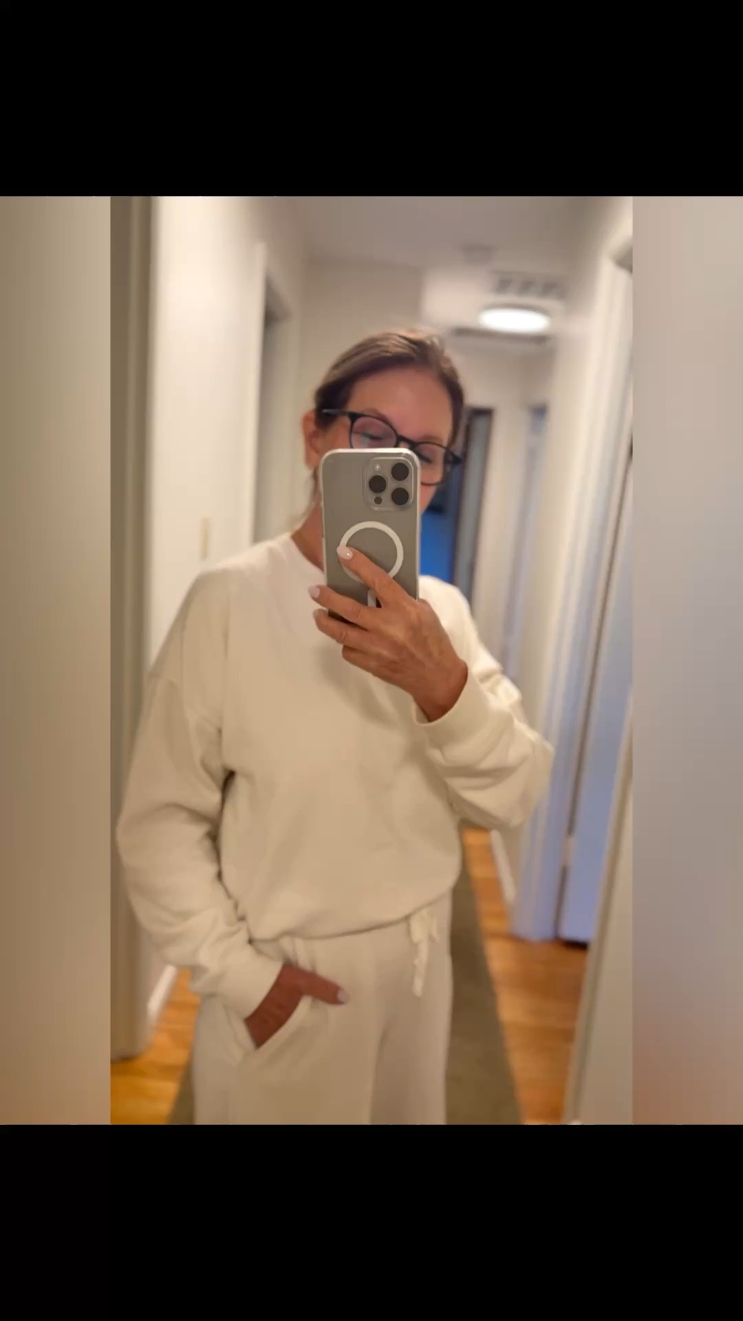 Slow day Monday 

My ootd - splendid lounge set fits tts.

#LTKSeasonal #LTKOver40 #LTKActive