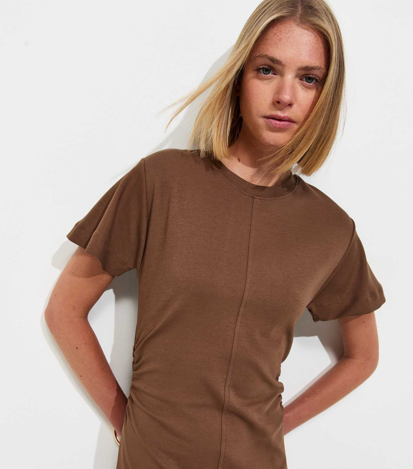Brown Shirred Side Jersey Midi Dress | New Look | New Look (UK)