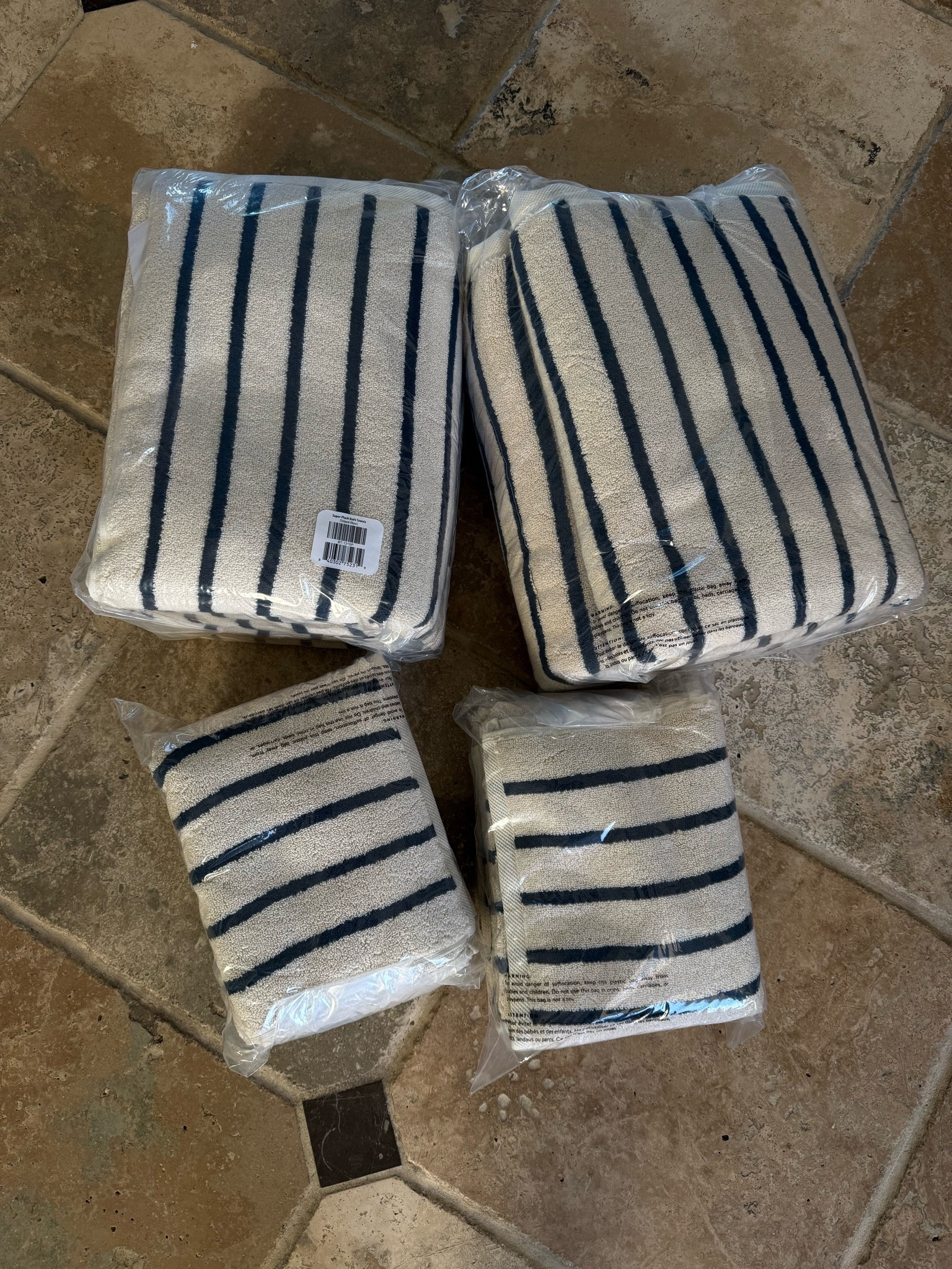 I giant bundle of the softest towels from @Brooklinen for my soon to be house guests!

#LTKHome