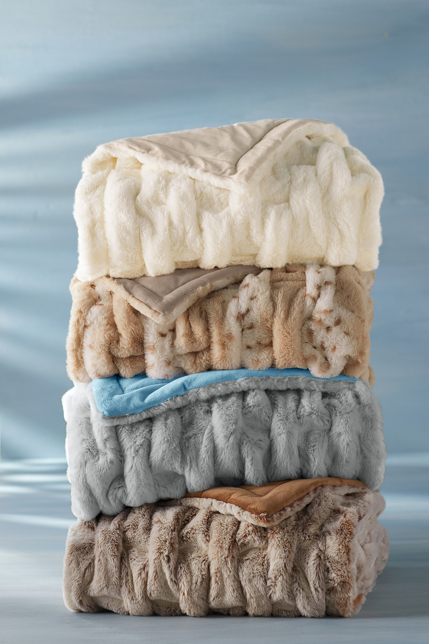 La Parisienne Faux Fur Throw | Soft Surroundings