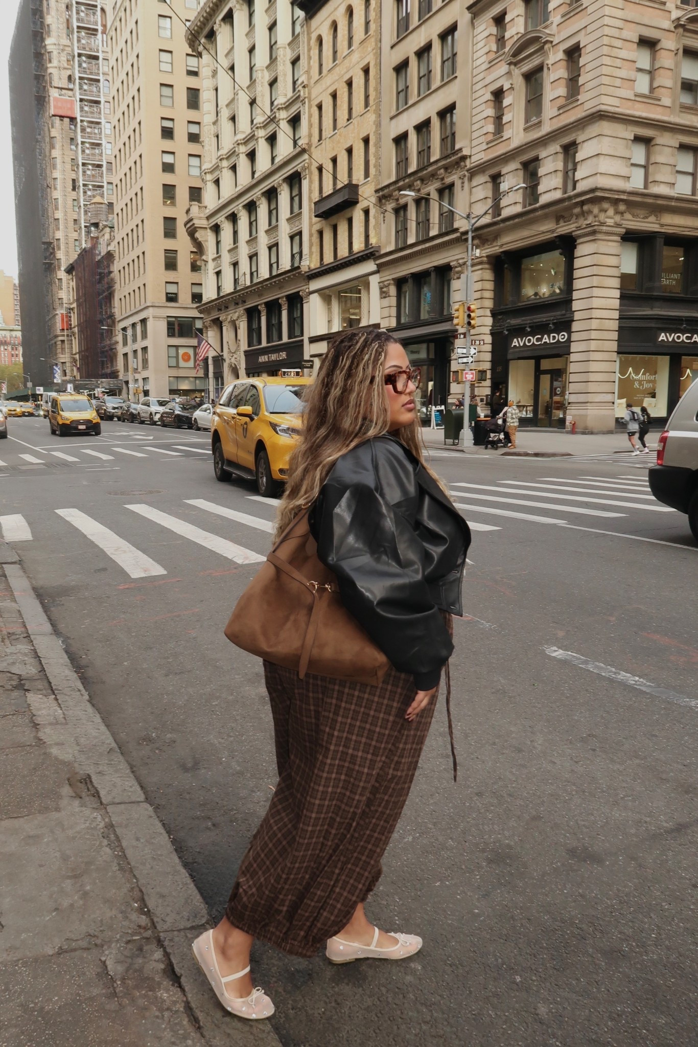 My fall go-to bag that i am totally obsessed with! So big and roomy 😍

#LTKFindsUnder50 #LTKootd #LTKSaleAlert