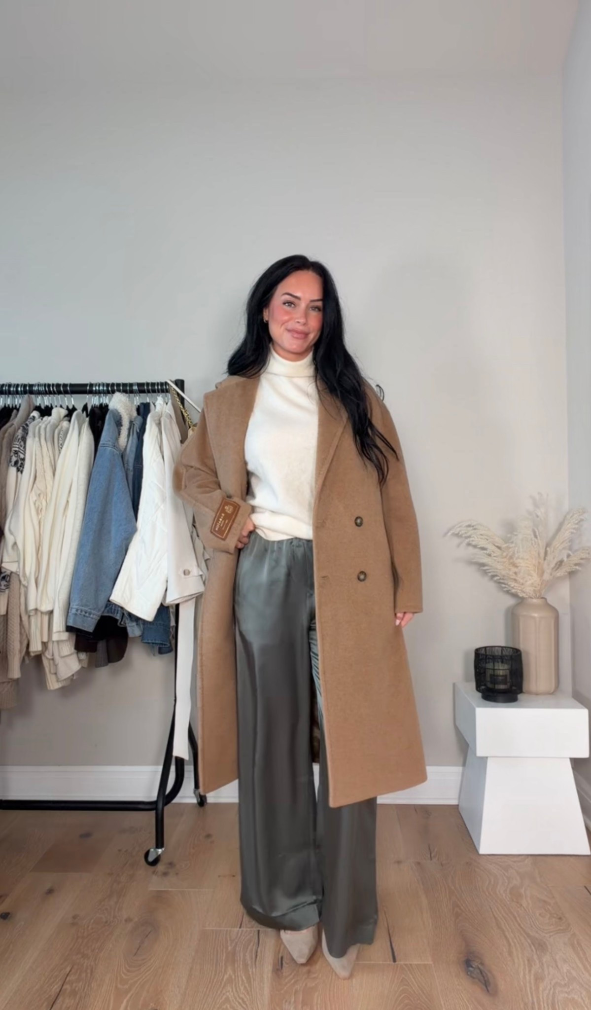 Cozy luxe holiday style with Aritzia classics ✨

 @aritzia #aritziapartner
My Sizing 5'7, 145lbs, 32dd


#LTKootd #LTKHoliday #LTKWorkwear