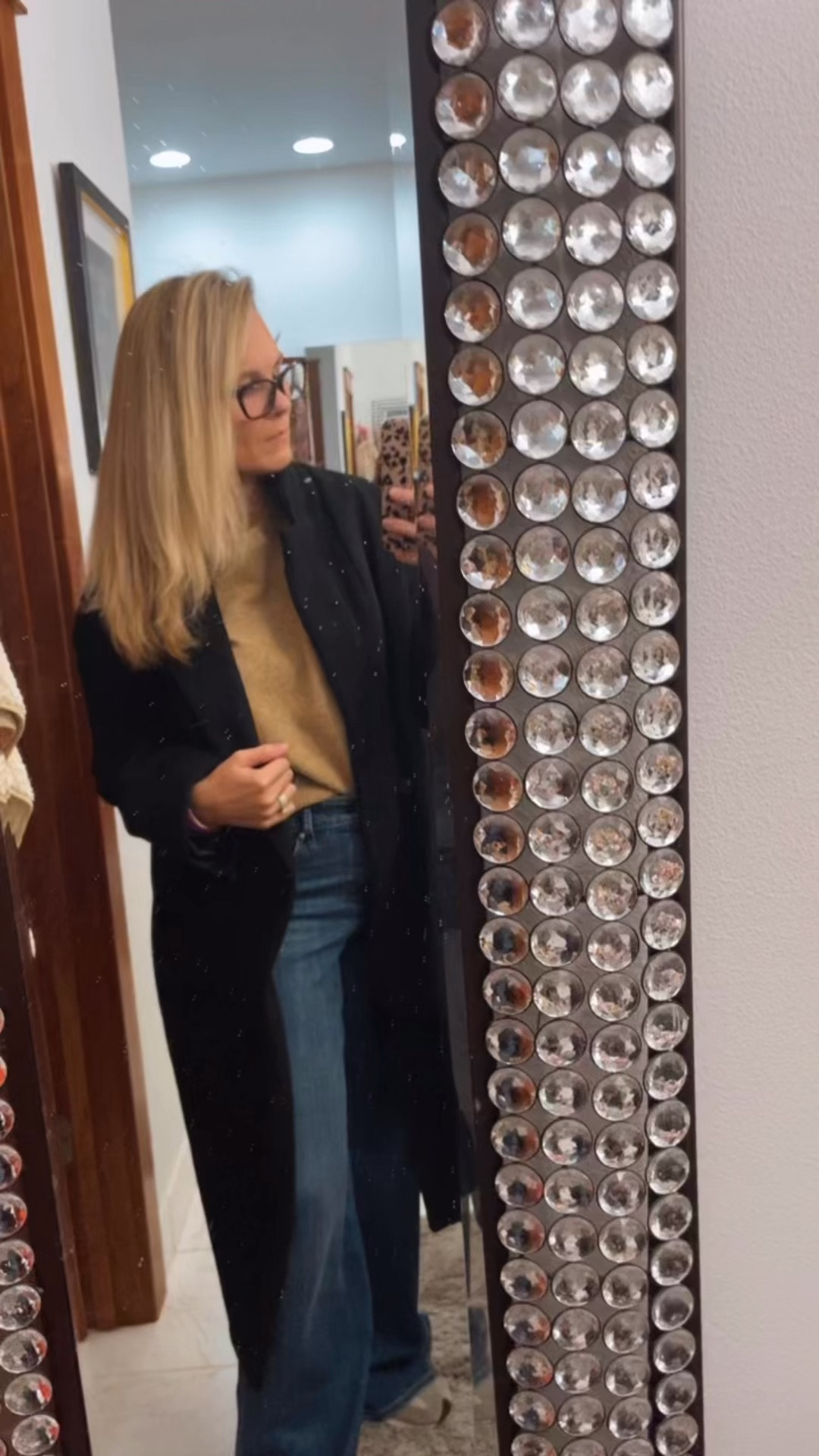 Been wearing this jacket nonstop! Wanted the Aritzia slouch jacket but didn’t want the 325 price tag, this one is under 70 and so cute! Paired with an older sweater and adorable new WHBM jeans I just got in. #ltkdayinmylife #ltkstorytime #ltkmomlife

#LTKunboxing #LTKWorkwear #LTKspringtrends