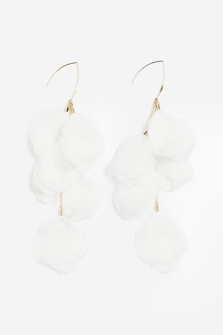 Pendant earrings | H&M (UK, MY, IN, SG, PH, TW, HK)