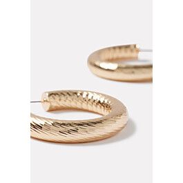 Juneau Statement Hoop Earring | EVEREVE