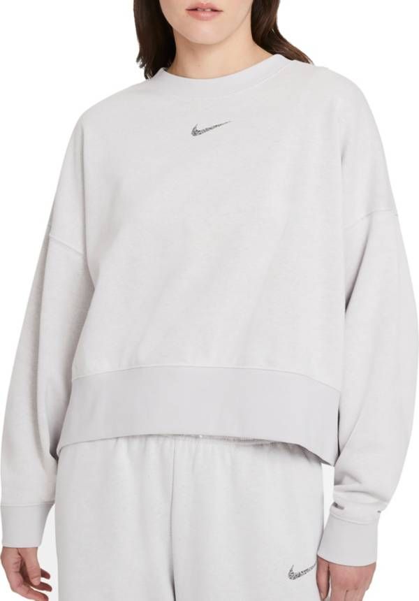 Nike Women's Sportswear Collection Essentials Oversized Fleece Crew Sweatshirt | Dick's Sporting ... | Dick's Sporting Goods