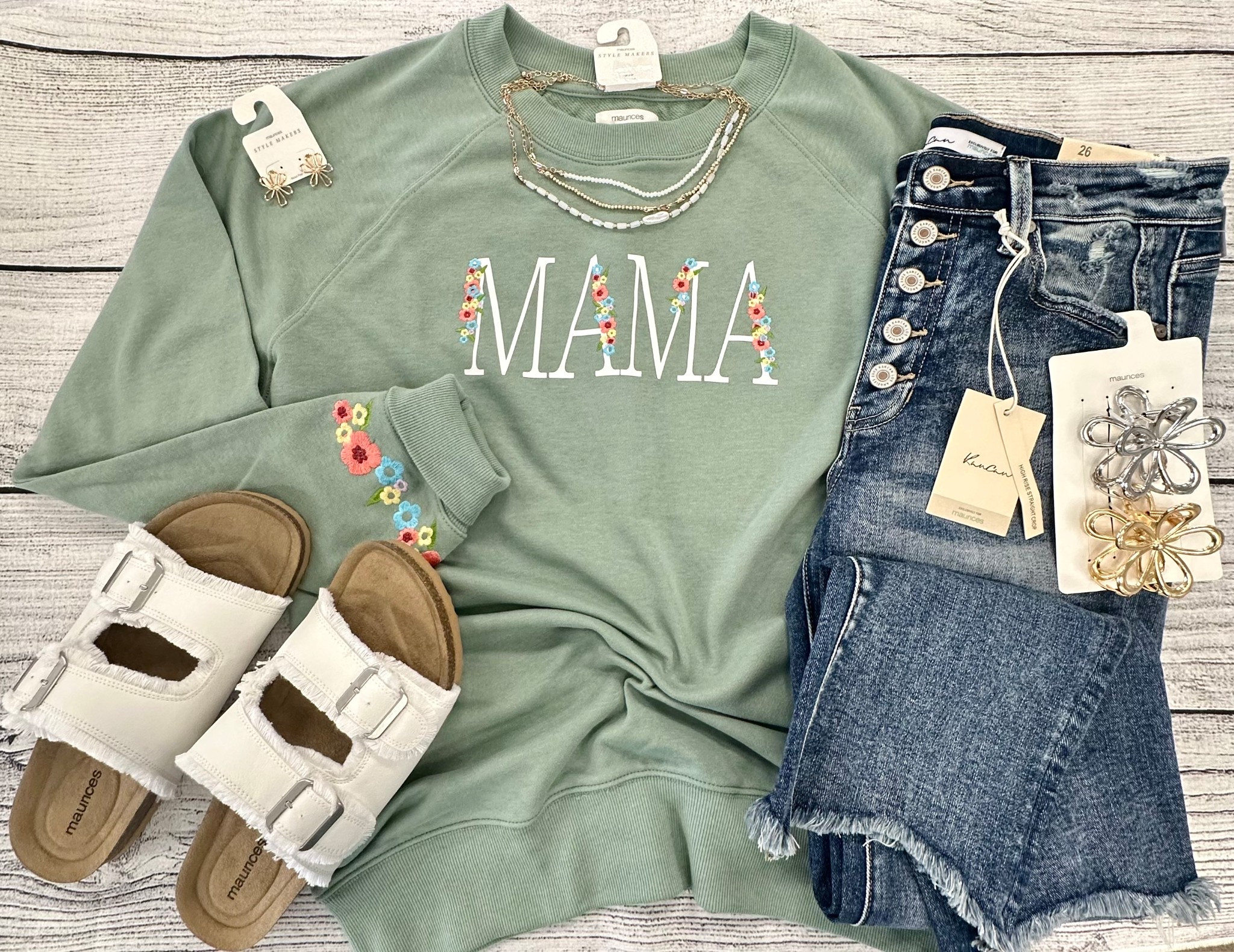 New arrivals mama sweatshirt and jeans - available in plus and core 

#LTKMidsize #LTKPlusSize #LTKSaleAlert