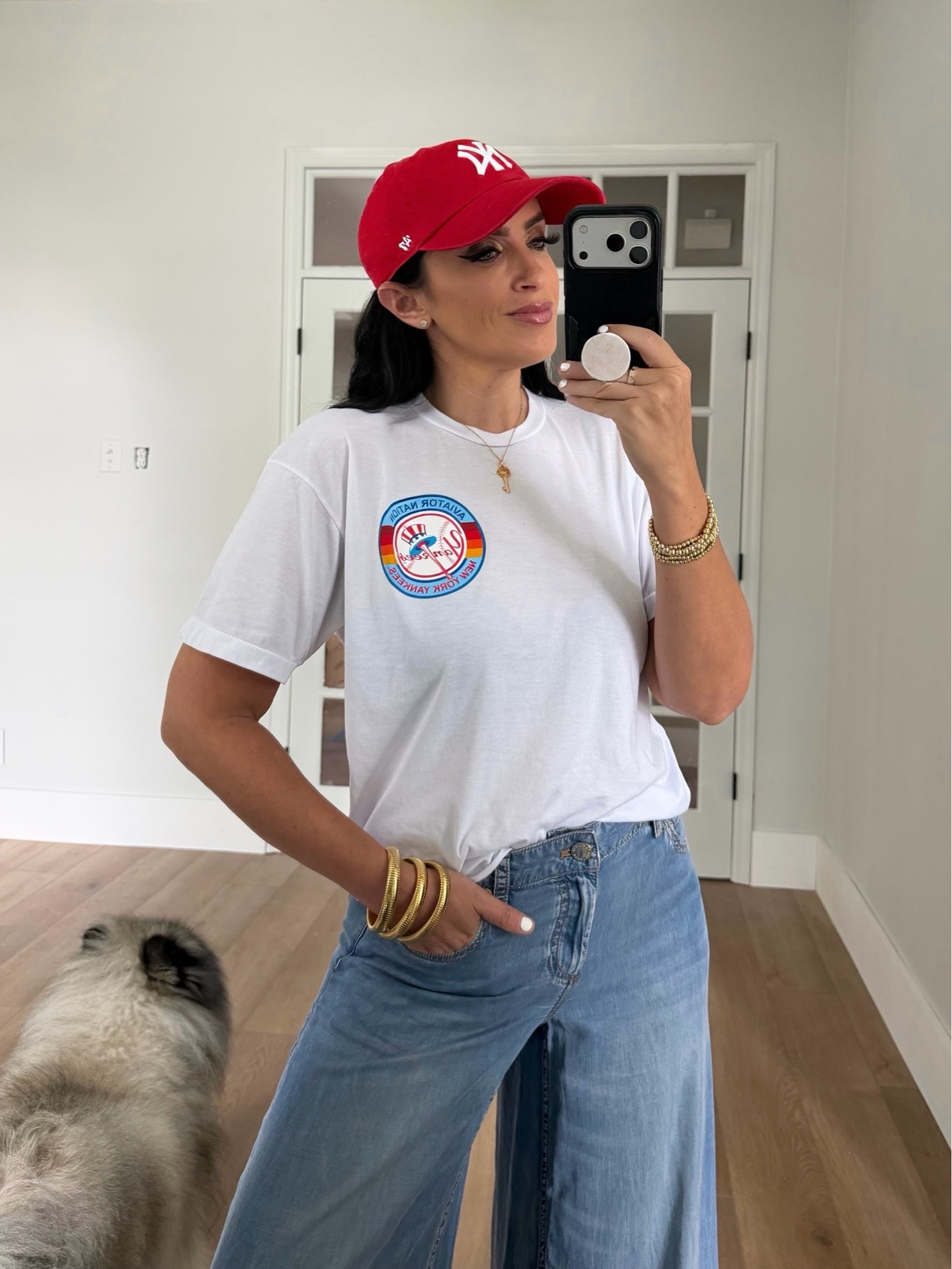 NY Yankees Aviator Nation Boyfriend tee. Alice & Olivia Sidney jeans