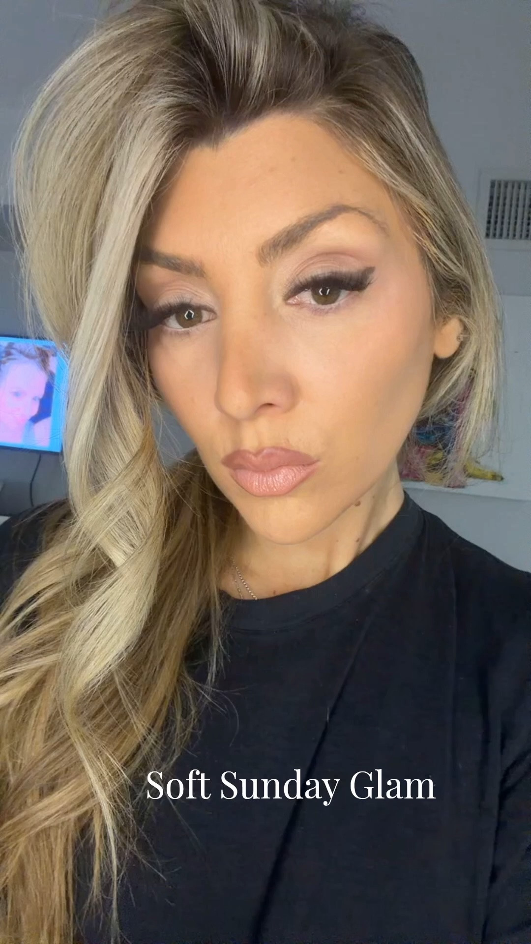 Soft Sunday glam with smoothing primer snd light pink setting powder to finish it off!

#LTKNYFW #LTKBeauty #LTKgrwm