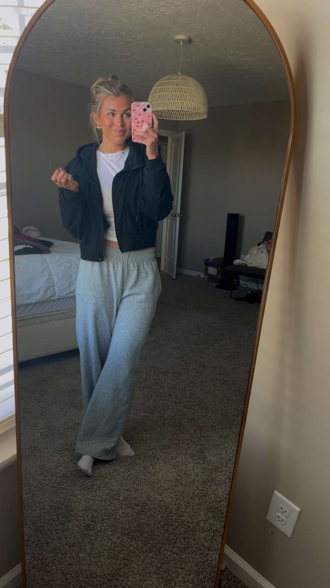 $5 amazing everyday tee from Target! Fitted and so flattering. Jacket and sweatpants are in a medium. Sweatpants run small! Size up!

#LTKStyleTip #LTKActive #LTKSeasonal