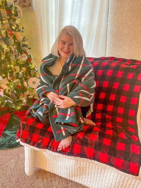 Chappy Wrap is having a pre-black friday sale and it includes their holiday blankets!

#LTKHoliday #LTKSeasonal #LTKCyberweek