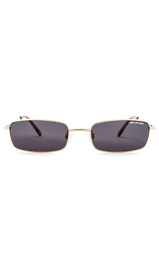 Olsen Sunglasses in Dark Grey | Revolve Clothing (Global)