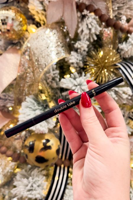 Use code CYBERSZN for 30% off!!

Makeup
Beauty
Eyeliner
Liquid liner
Routine 
Stocking stuffer
Gift
Christmas
Black friday

#LTKCyberWeek #LTKsalealert
