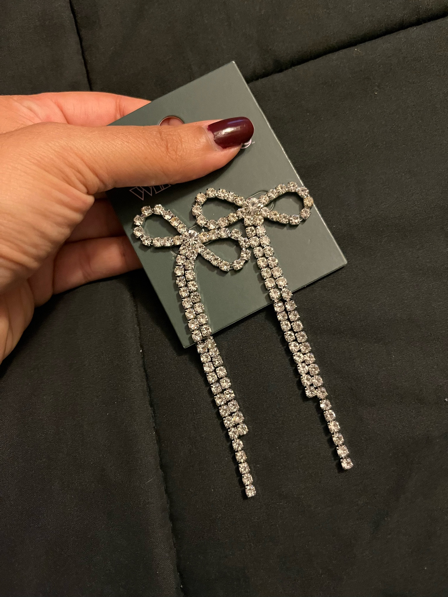 $6 bow earrings
Holiday jewelry 
Target style 


#LTKGiftGuide #LTKfindsunder50 #LTKCyberWeek