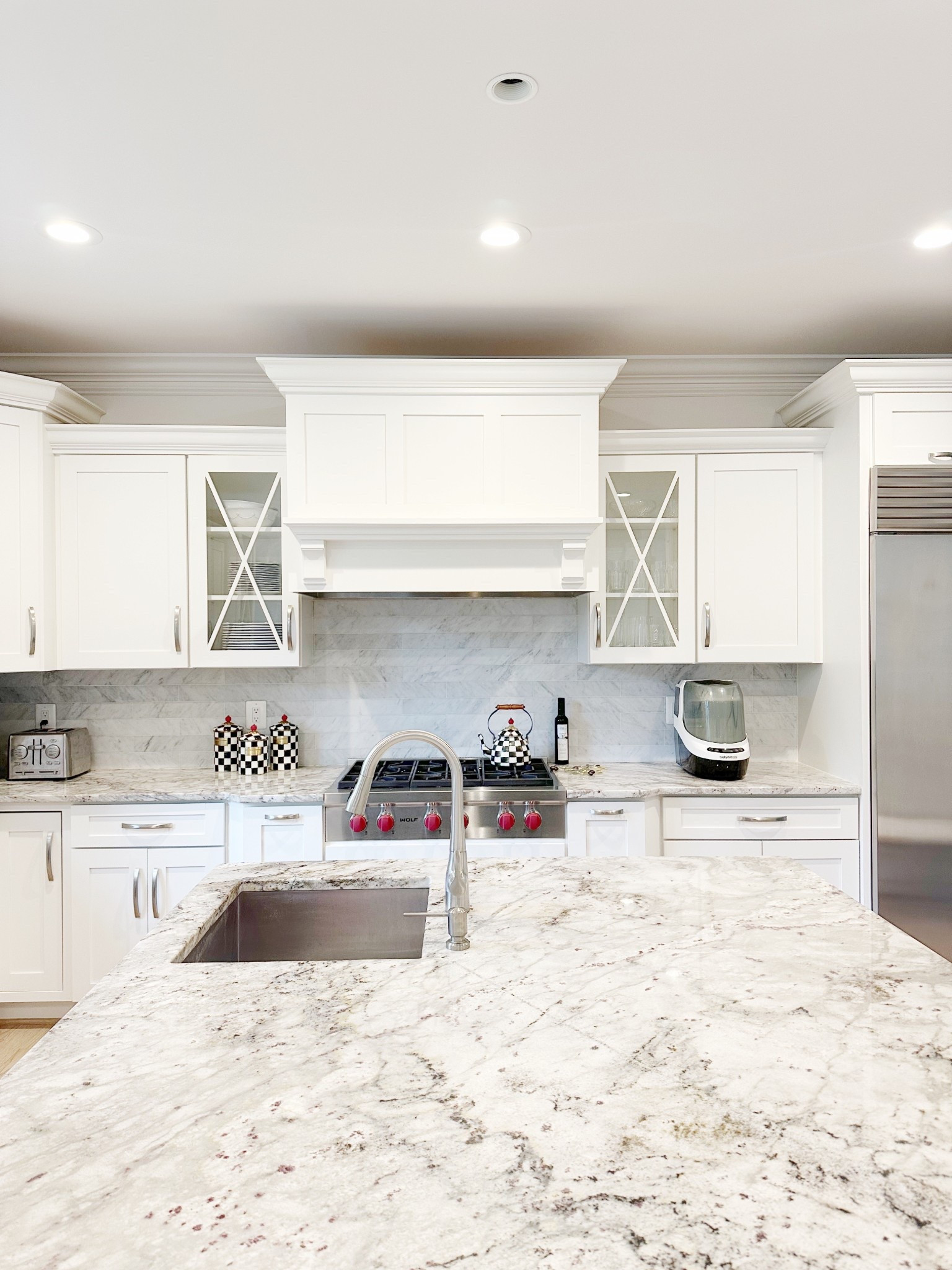 3 organizing products from Target I would buy today to organize my kitchen 

1. bamboo in-drawer knife organizer to keep knifes off the countertops and easily accessible. 

2. turntable to organize condiments, oils and spices, I like using a turntable inside the upper cabinet next to the stove to keep daily use condiments and oils. 

3. water bottle organizer, we all know that water bottles and thermos multiply but the key to organizing them is to edit and toss the ones you don’t use anymore. 

Let’s get organized! 



#LTKHome #LTKFamily #LTKHoliday