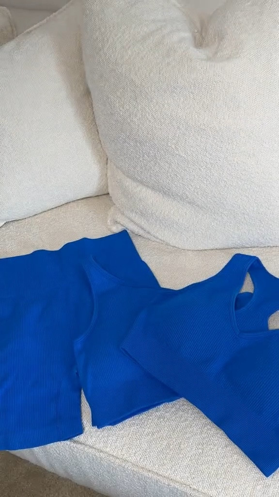 One of my favorite workout sets from Amazon! This blue is going to be huge this upcoming spring!  

#LTKMostLoved #LTKfindsunder50 #LTKfitness