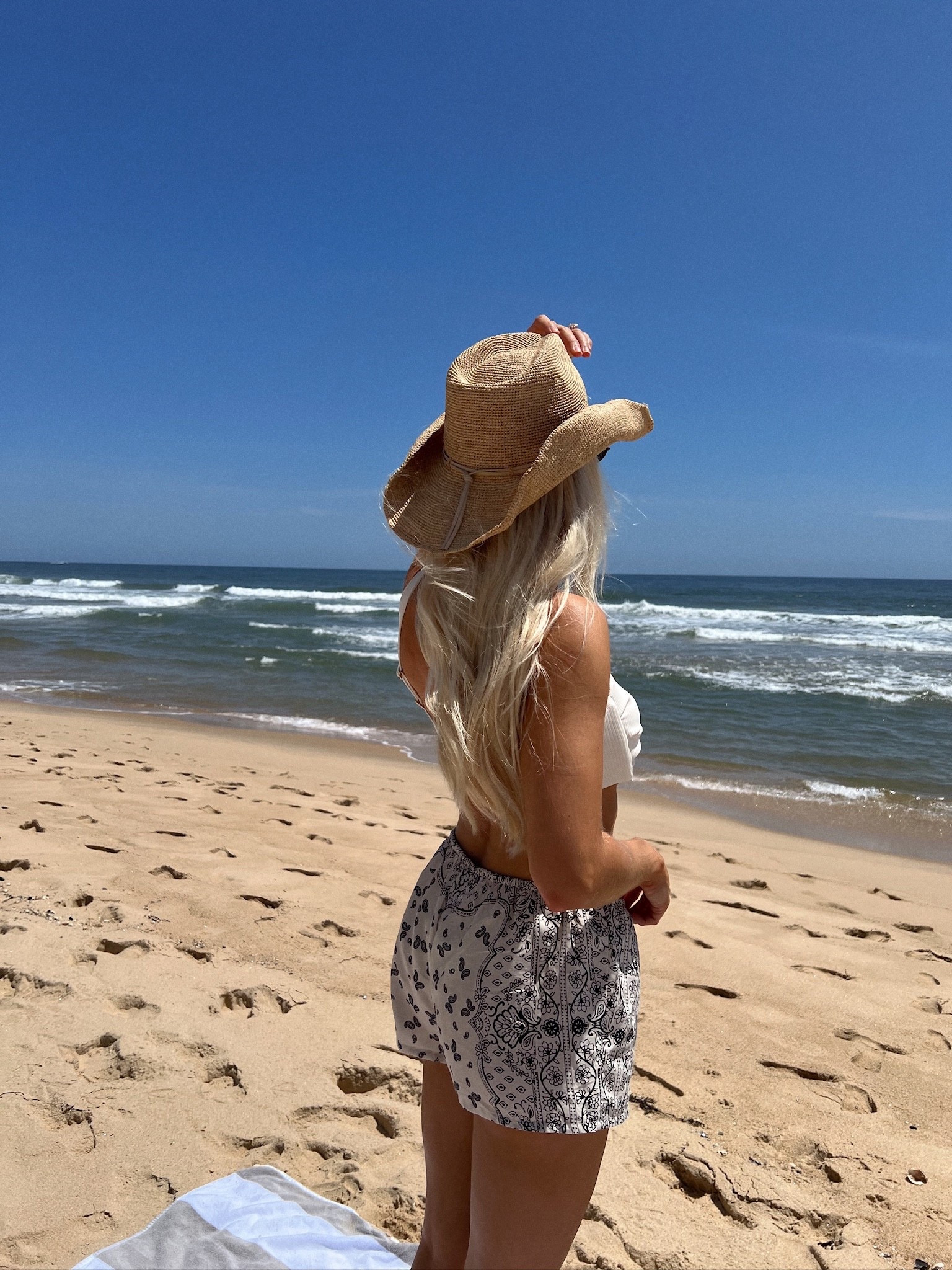 Small in top & shorts, small in bikini, true size in shoes (also linked similar). #kathleenpost

Summer Outfit, beach day outfit, montauk outfit, Hamptons summer, summer look

#LTKSeasonal #LTKStyleTip #LTKSwim