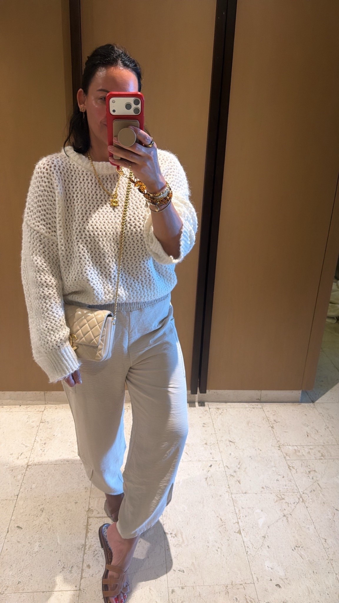 These Amazon pants are so good! I wore them last night with a blazer to dress them up and today with this sweater to dress it down. So comfortable! Top size medium (it’s oversized), pants size medium (I’m a size 8/10). 


https://liketk.it/5WlCG

#LTKOver40 #LTKootd #LTKMidsize