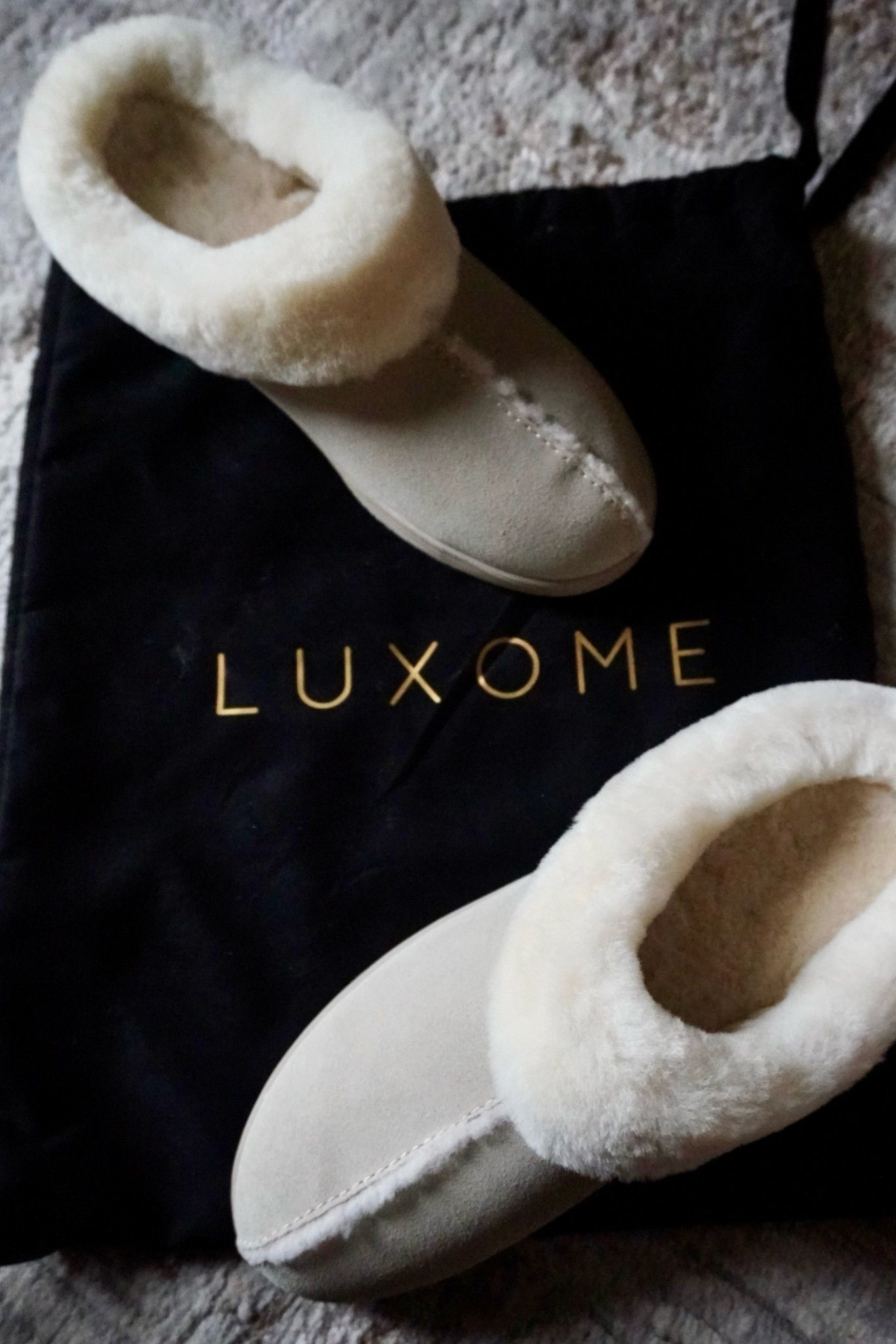 A little luxury for your everyday 🤍✨

My Luxome slippers are soft, cozy, and perfect for everything from morning coffee to winding down at night. Definitely one of my favorite home essentials.

Tap the link in my bio and shop them on my LTK!