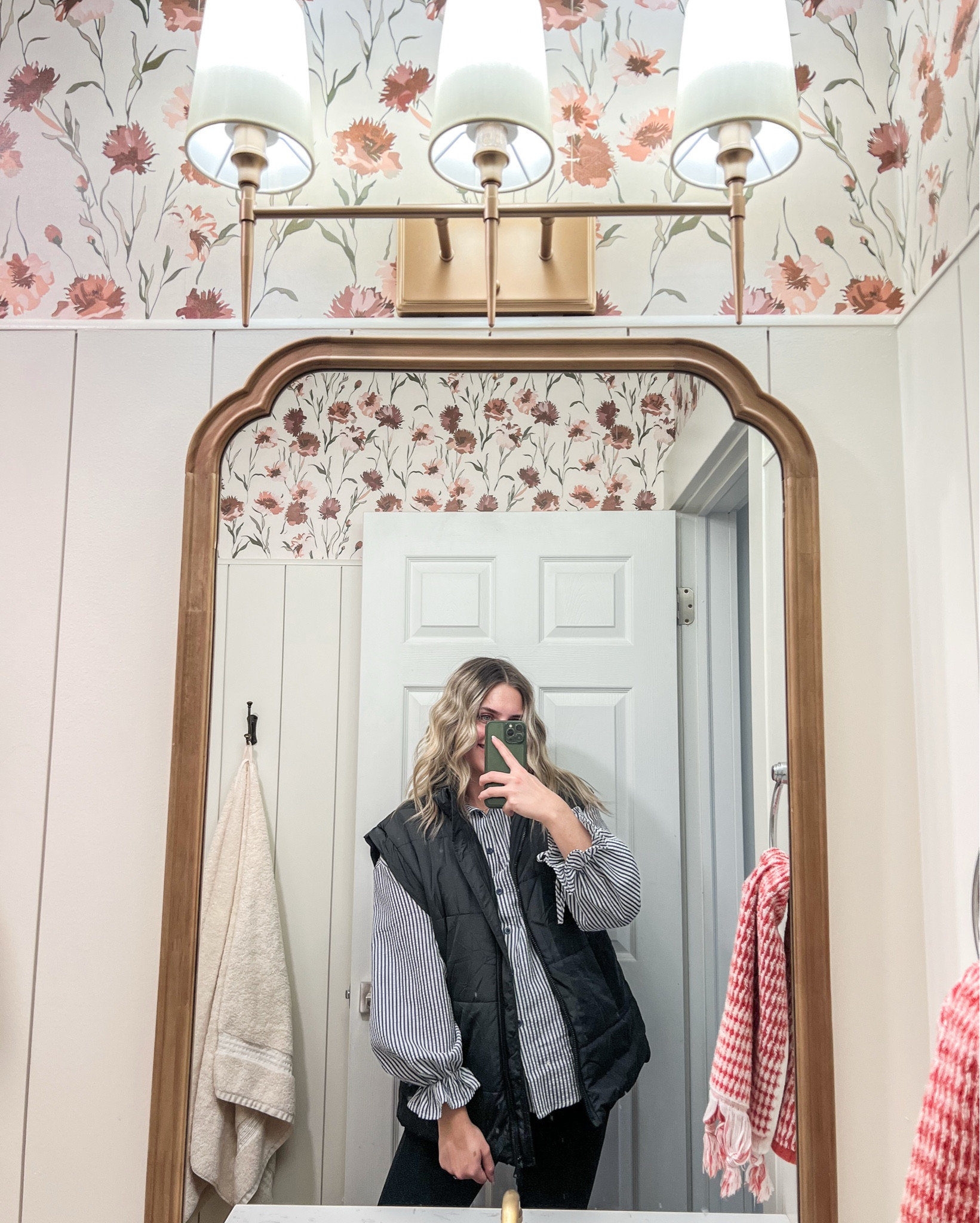 Guest bathroom refresh complete! 

#LTKHome #LTKSeasonal #LTKSaleAlert