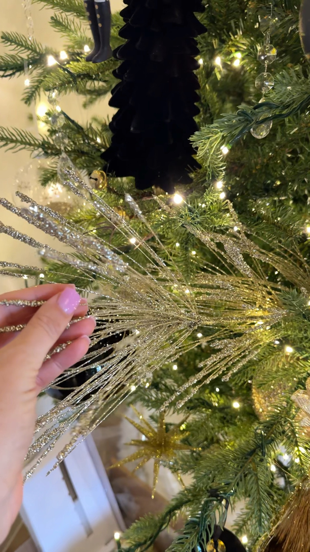 This is my favorite tree yet and this is why! These stems really stand out and add that different texture than the ornaments that really make the tree feel unique!

Christmas tree decor, Christmas tree, ornaments, home decor, gold Christmas, black Christmas 

#LTKVideo #LTKHome #LTKHoliday