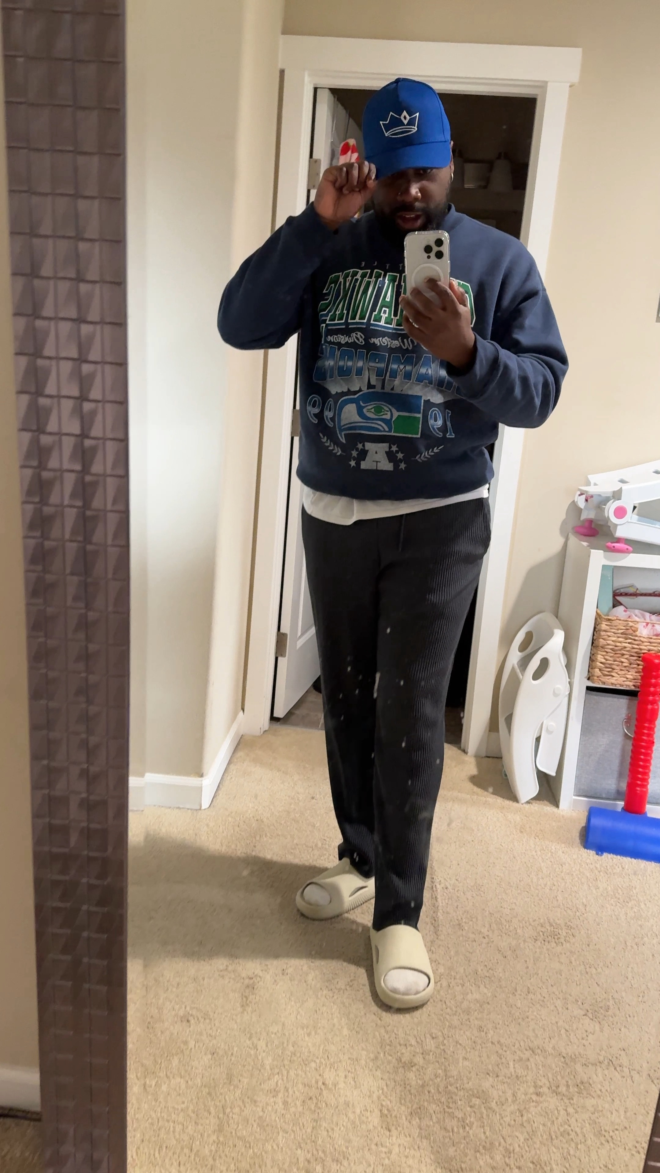 Cozy but stylish men’s fall fashion to go from relaxing to running errands without skipping a beat

#LTKmens #LTKfamily