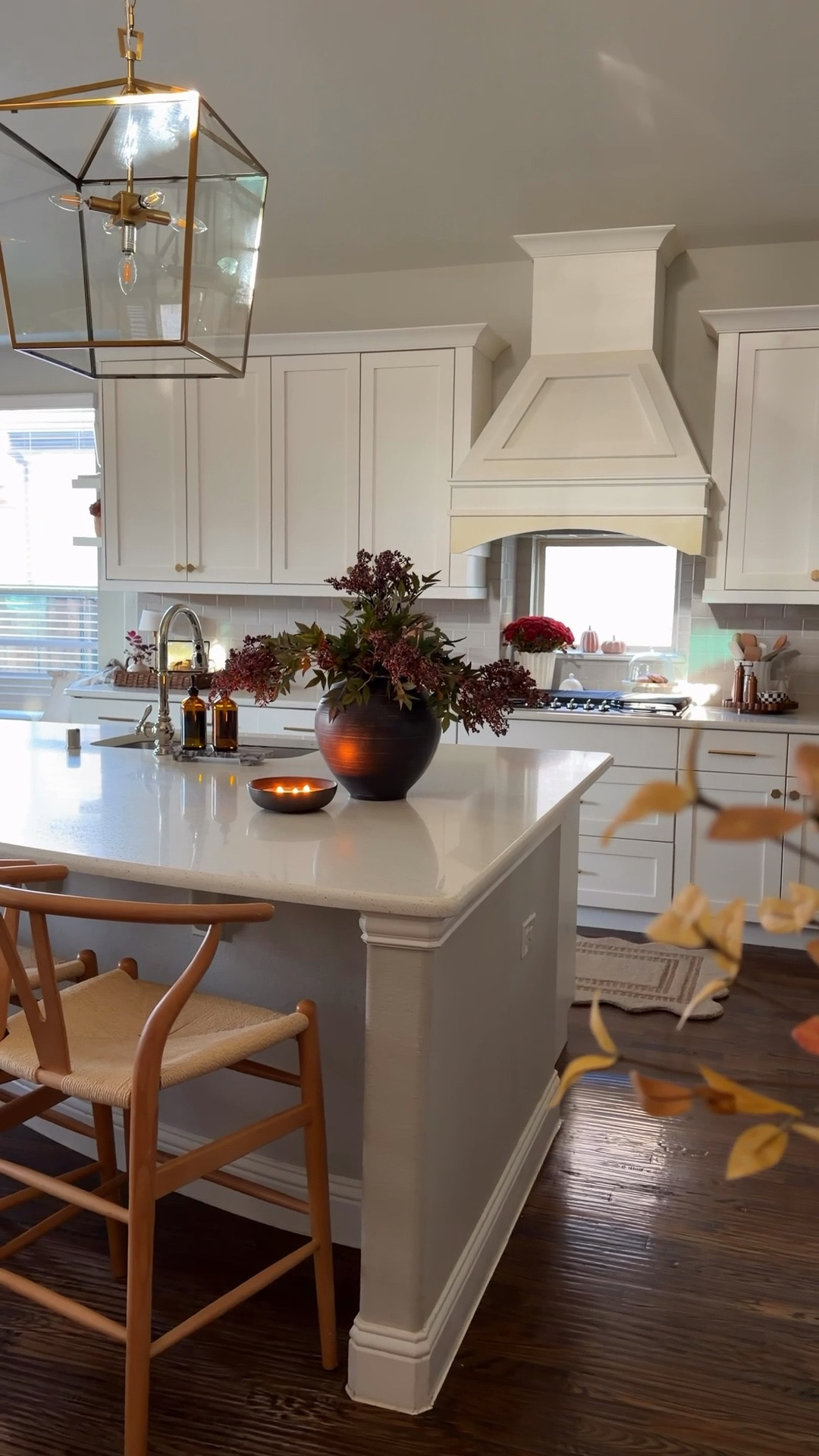 I couldn’t wait any longer to style my kitchen for fall. I love styling our home for every season, but this one will always be my favorite. Who else is counting down?

#augtober #fallkitchenstyling #fallkitchendecor #homedecorideas

#LTKmomlife #LTKHome